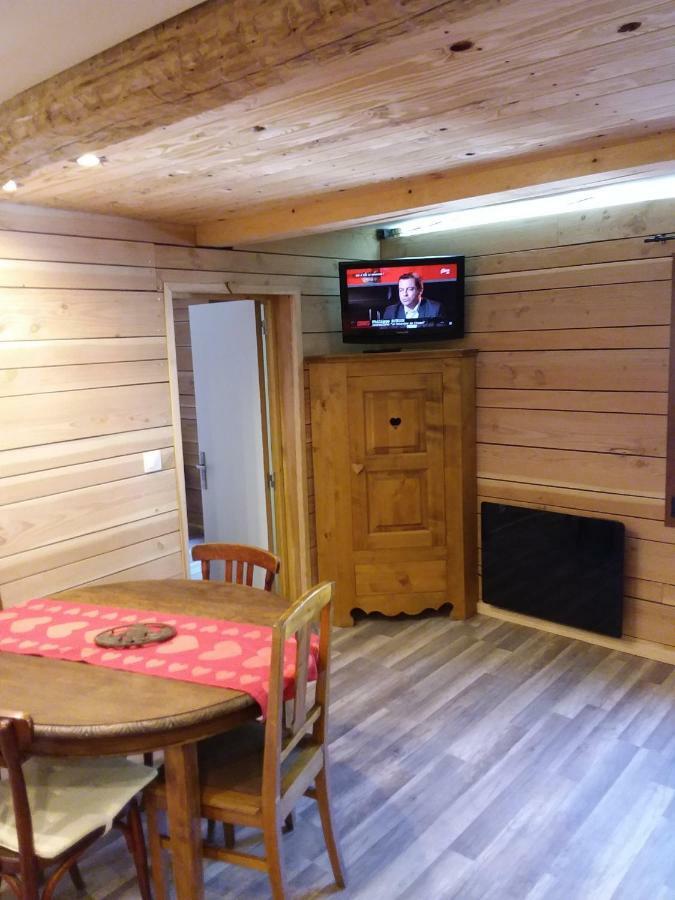 Le Woody Apartment Saint-Etienne-de-Tinee Exterior photo